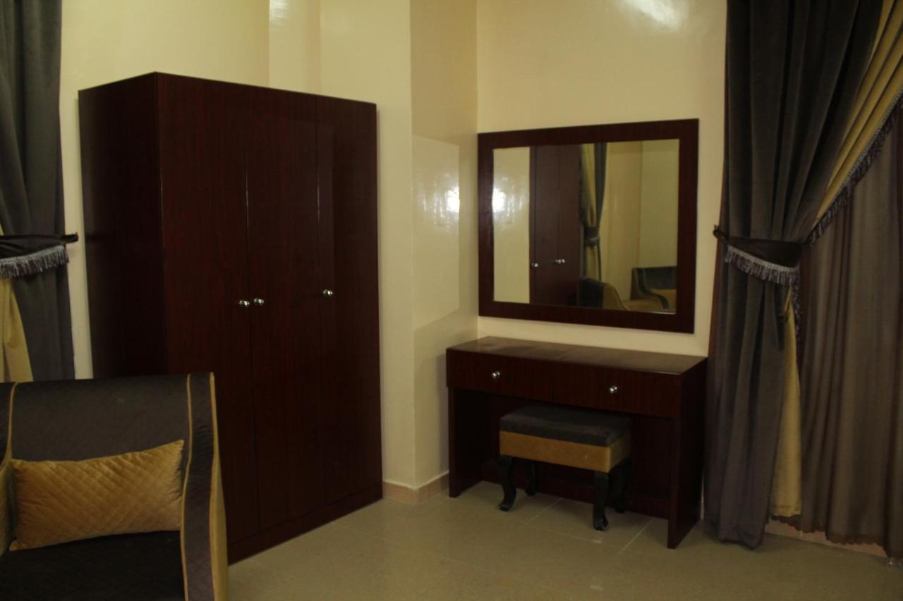 Al Aman Hotel Apartment Al Buraimi Luaran gambar
